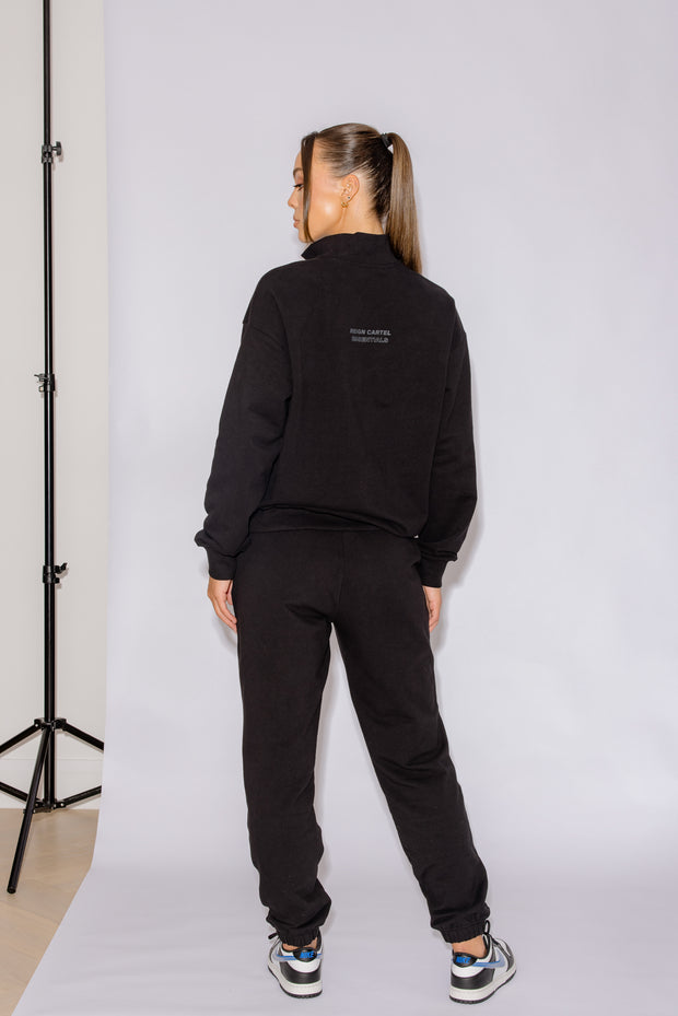 Essential Track Pant | Black