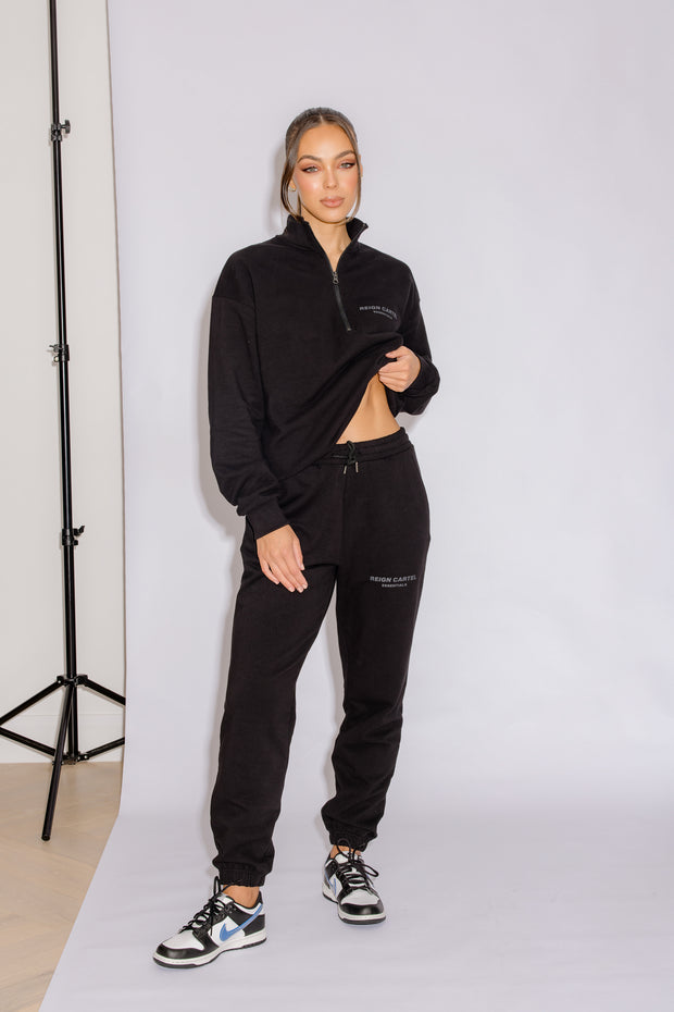 Essential Track Pant | Black