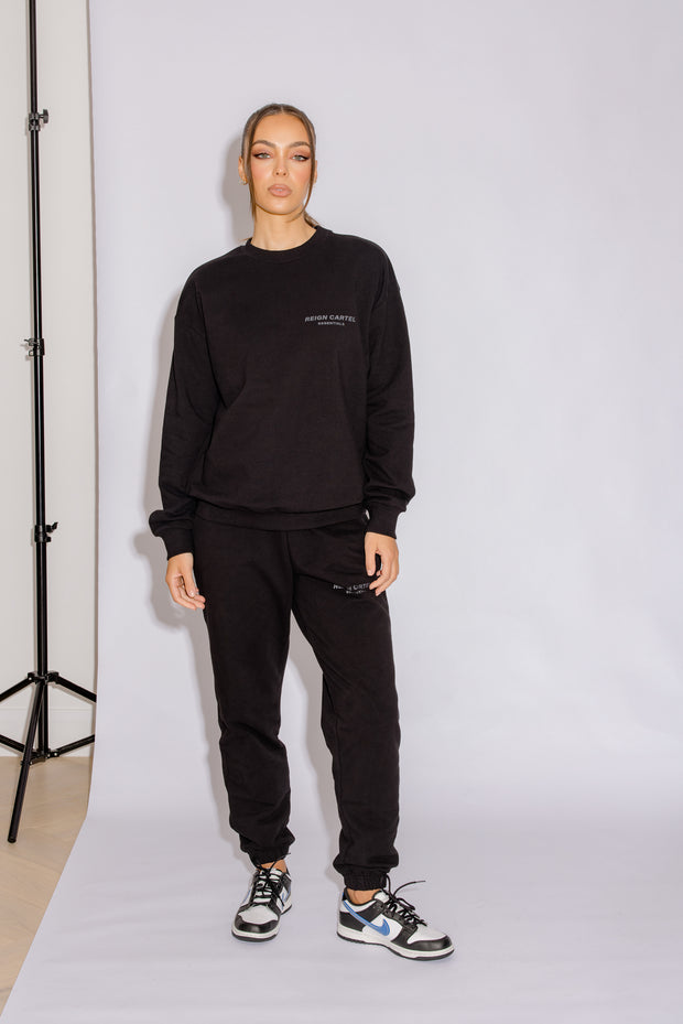 Essential Crew Jumper | Black