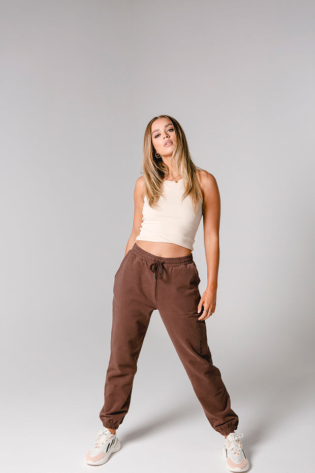 Essential Track Pant | Brown