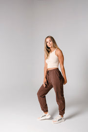 Essential Track Pant | Brown